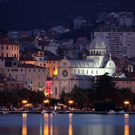 Red Hill - Luxury 2 Sibenik * Žaborić